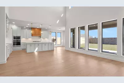 31619 Bluebell Avenue, Fulshear, TX 77423 - Photo 2