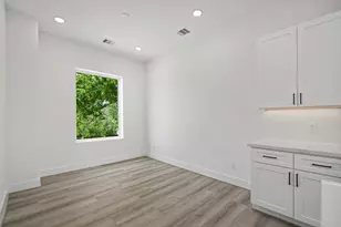 870 W Little York Rd, Houston, TX 77091 - Photo 18