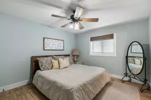 2314 Droxford Dr, Houston, TX 77008 - Photo 14