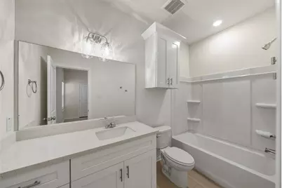 712 W Dallas Street, Conroe, TX 77301 - Photo 16