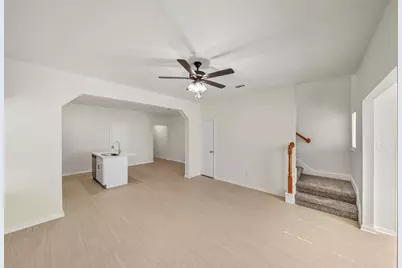 712 W Dallas Street, Conroe, TX 77301 - Photo 4