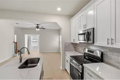 712 W Dallas Street, Conroe, TX 77301 - Photo 12