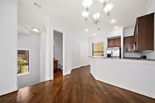 202 McGowen St, Houston, TX 77006 - Photo 8