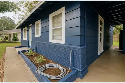 502 Breezy Lane, Wharton, TX 77488 - Photo 2