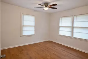 502 Breezy Ln, Wharton, TX 77488 - Photo 4