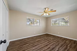 404 S 14th St, West Columbia, TX 77486 - Photo 26