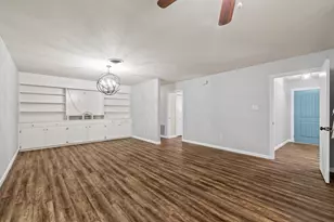 404 S 14th St, West Columbia, TX 77486 - Photo 12