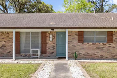 404 S 14th Street, West Columbia, TX 77486 - Photo 6