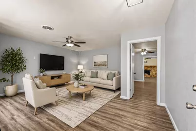 404 S 14th Street, West Columbia, TX 77486 - Photo 8