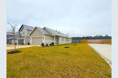 14071 Chinook Drive, Conroe, TX 77384 - Photo 2