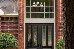 15 Woodmere Pl, The Woodlands, TX 77381 - Photo 4