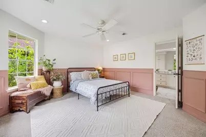 15 Woodmere Place, The Woodlands, TX 77381 - Photo 32