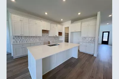 6022 Marina Ray Drive, Baytown, TX 77521 - Photo 1