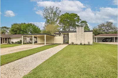 147 Valley Drive, Liberty, TX 77575 - Photo 2