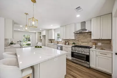 2706 Bernadette Lane, Houston, TX 77043 - Photo 2