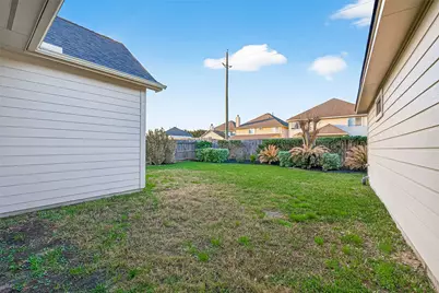 8858 Distant Woods Drive, Houston, TX 77095 - Photo 46