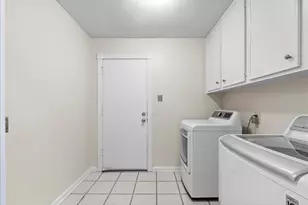 10031 Sagegate Dr, Houston, TX 77089 - Photo 30