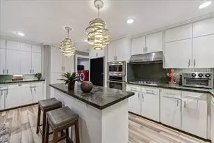 3615 Ascot Ln, Houston, TX 77092 - Photo 16
