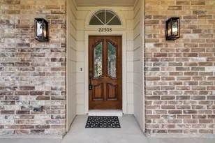 22503 Cove Hollow Dr, Katy, TX 77450 - Photo 4