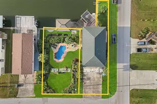 22102 Pecos Dr, Galveston, TX 77554 - Photo 2