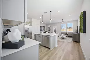 5813 Burt St, Houston, TX 77091 - Photo 6