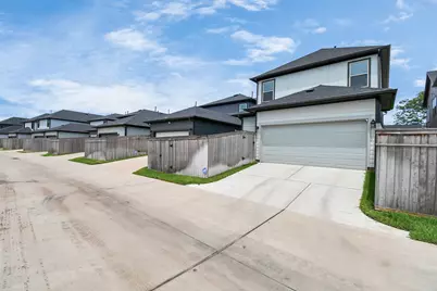 1538 Park Path Drive, Missouri City, TX 77459 - Photo 36