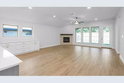 15679 Hoptree Heights Lane, Conroe, TX 77302 - Photo 16
