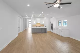 15679 Hoptree Hts Ln, Conroe, TX 77302 - Photo 2