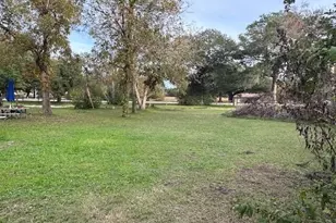 229 University Dr, Prairie View, TX 77445 - Photo 6