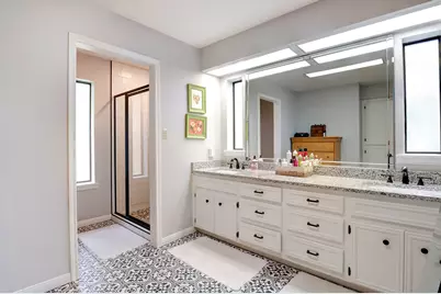 812 Broadmoor Drive, Huntsville, TX 77340 - Photo 22