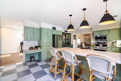 812 Broadmoor Drive, Huntsville, TX 77340 - Photo 10