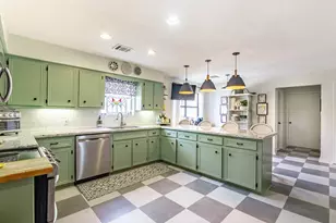 812 Broadmoor Dr, Huntsville, TX 77340 - Photo 8