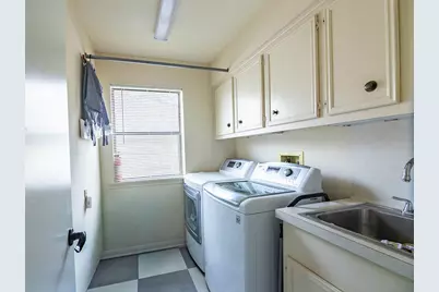 812 Broadmoor Drive, Huntsville, TX 77340 - Photo 36