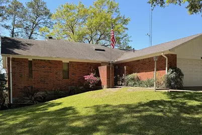 812 Broadmoor Drive, Huntsville, TX 77340 - Photo 2