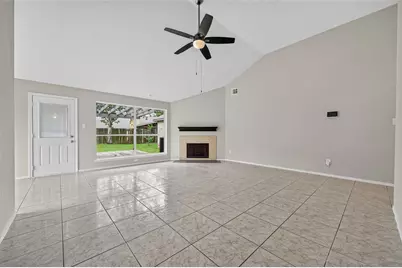 411 N Mist Court, Houston, TX 77073 - Photo 8