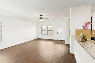 9111 St Laurent Ln, Houston, TX 77044 - Photo 4