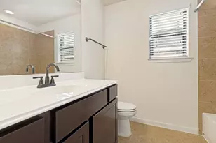 9111 St Laurent Ln, Houston, TX 77044 - Photo 10