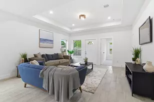 1105 W Lyle St, Cleveland, TX 77327 - Photo 10
