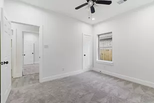 1105 W Lyle St, Cleveland, TX 77327 - Photo 16