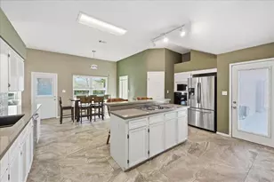 4690 Reagan St, Beaumont, TX 77706 - Photo 16