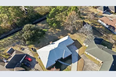 4690 Reagan Street, Beaumont, TX 77706 - Photo 6