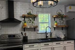 51 N Winter Creek, Cleveland, TX 77328 - Photo 2