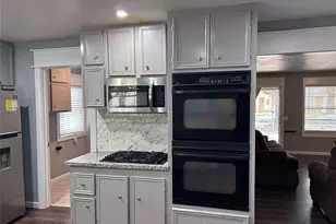 1212 Alamo St, Rosenberg, TX 77471 - Photo 8