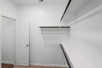 510 Oak Chase Avenue, Dayton, TX 77535 - Photo 18