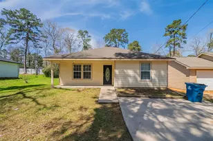 10733 Royal York Dr, Conroe, TX 77303 - Photo 1