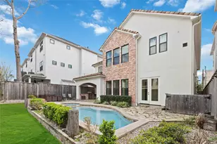 215 Malone St, Houston, TX 77007 - Photo 2