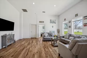 781 Lovers Ln, Houston, TX 77091 - Photo 14