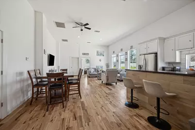 781 Lovers Lane, Houston, TX 77091 - Photo 16