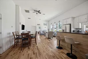 781 Lovers Ln, Houston, TX 77091 - Photo 16