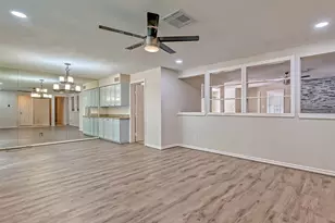 9707 Kit St, Houston, TX 77096 - Photo 10